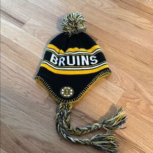 Kids Bruins Black and Yellow Knit Hat